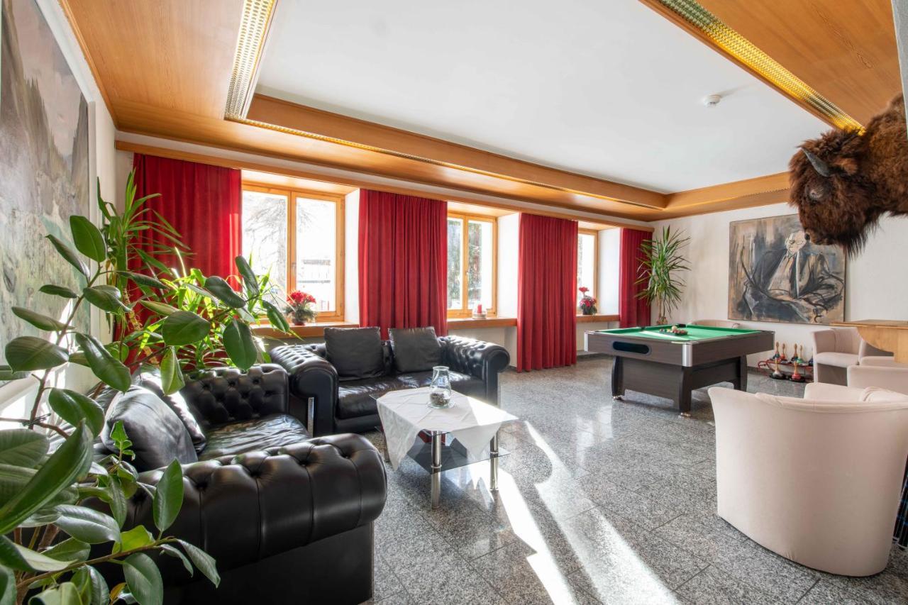 ביביו Hotel Grischuna מראה חיצוני תמונה